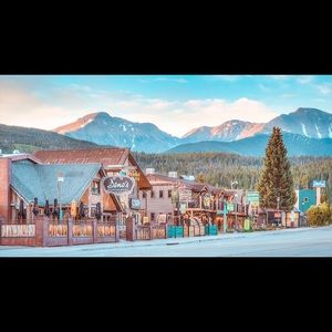 Meet your Posher, Madison